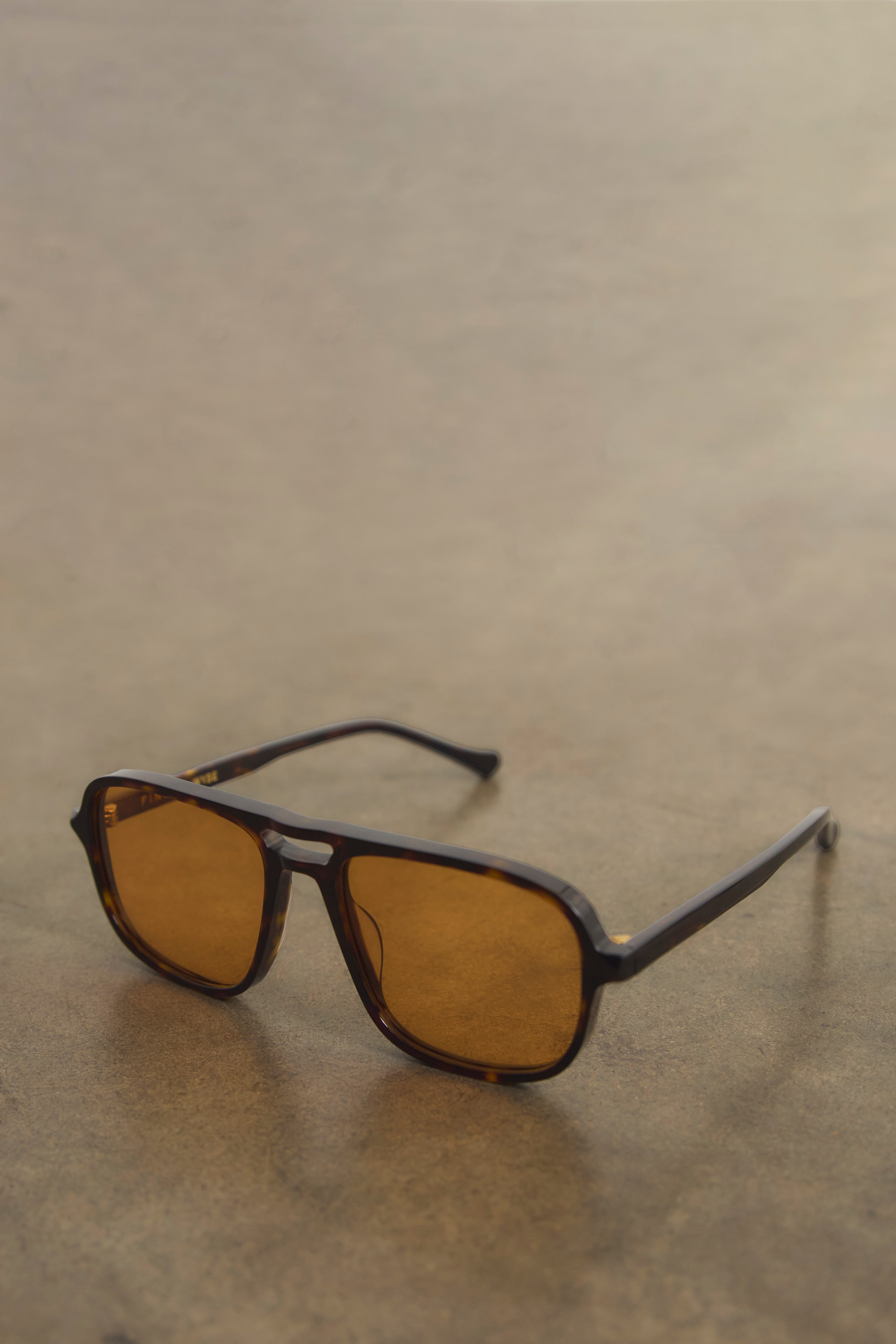 WYSE x FINLAY Ledbury Sunglasses - Dark Havana