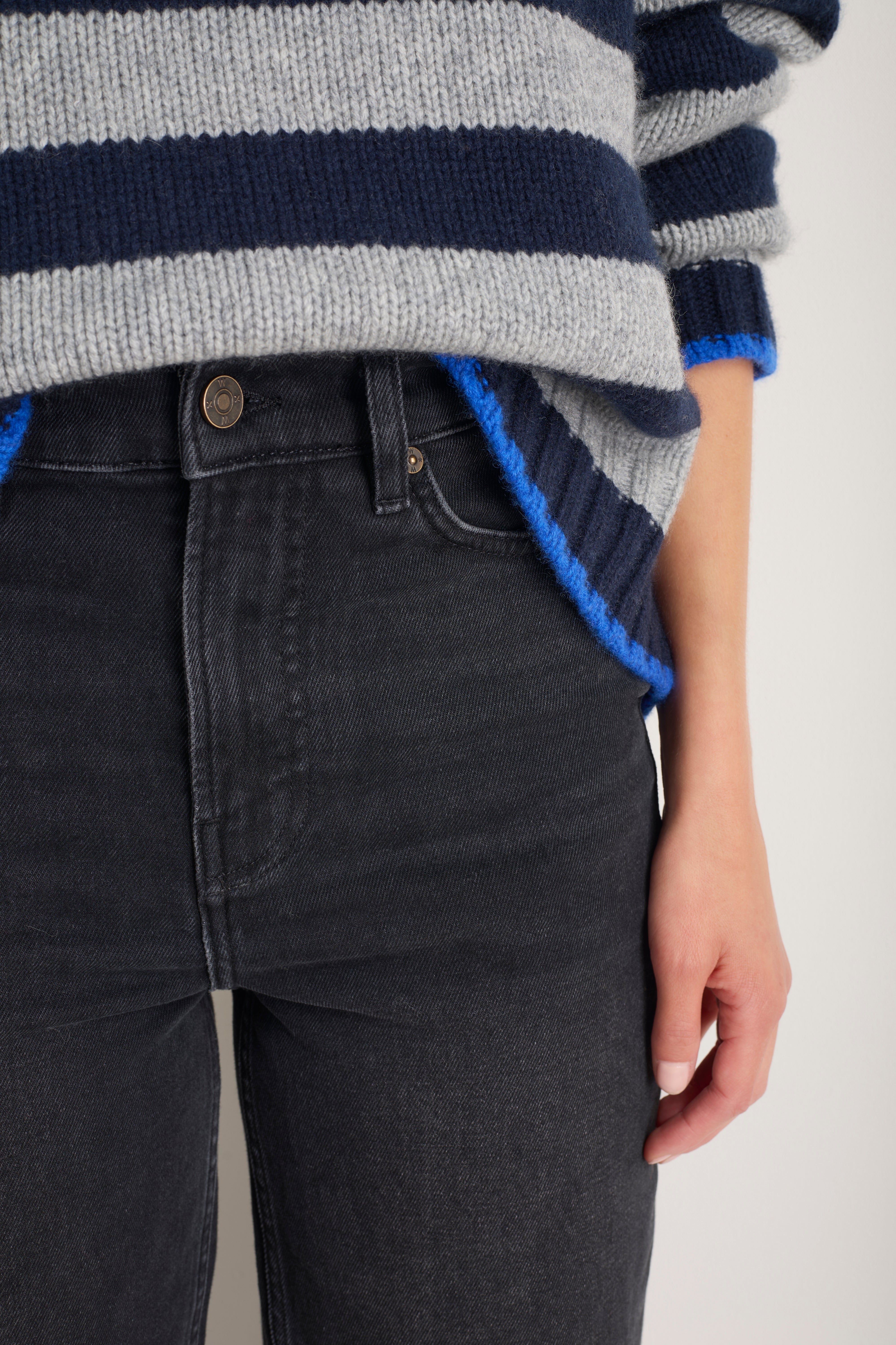 Saffie Straight Leg Jean - Washed Black